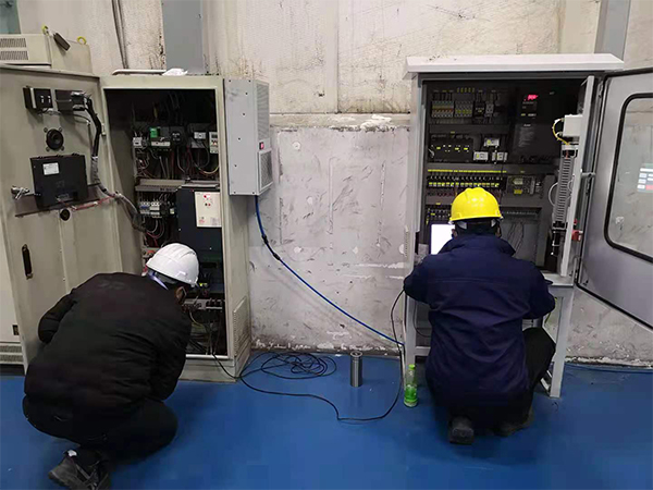 華普拓電氣為蘇州巴塞爾公司進(jìn)行除塵電氣柜升級(jí)改造