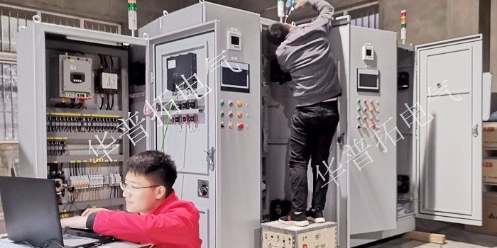 變頻柜與軟啟動柜