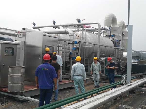 上海高砂廢氣處理防雨P(guān)LC控制柜案例！